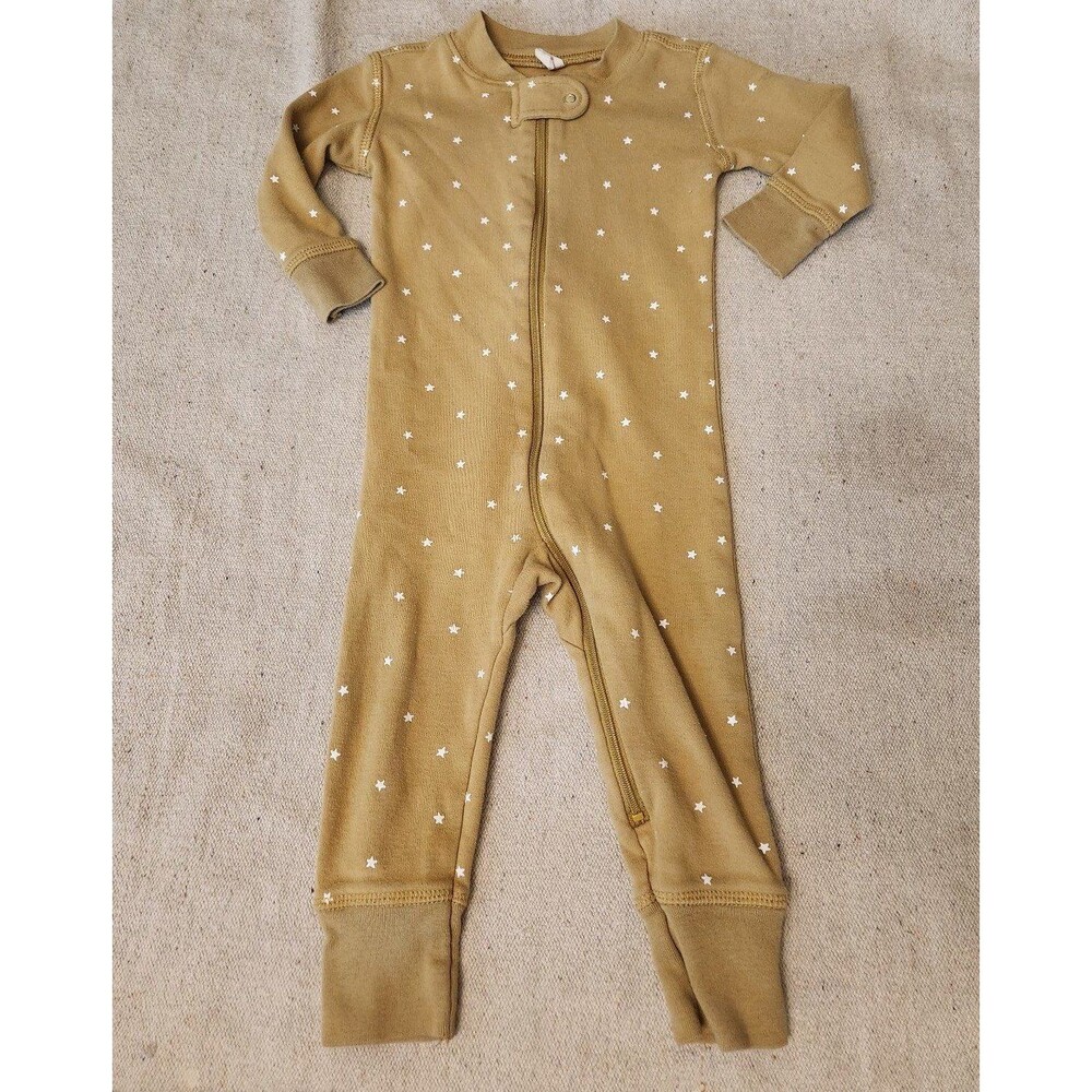 Quincy Mae zippy footie size 12-18m